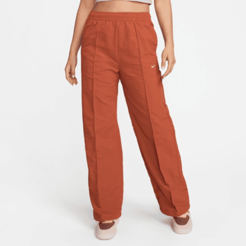Nike Sportswear Everything Wovens Orange | Large